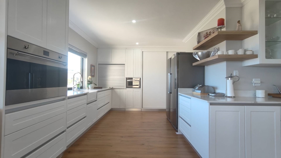 3 Bedroom Property for Sale in Blue Ridge Western Cape